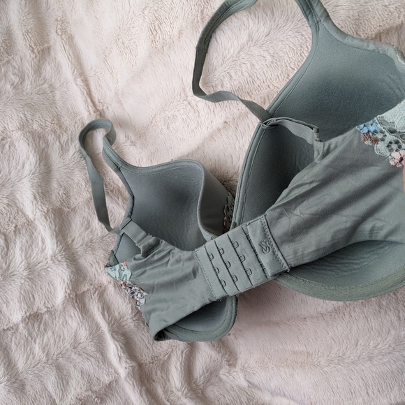 Victoria's Secret Body By Victoria Lined Demi lace floral Bra sage green 34DDD - Picture 4 of 8